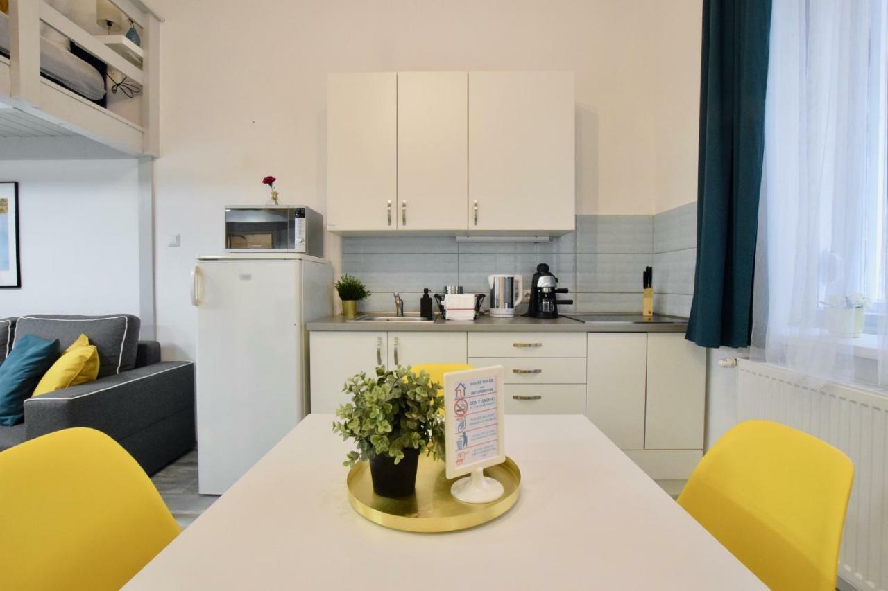Standard Apartment By Hi5 - Akacfa 59 Budapest Bagian luar foto