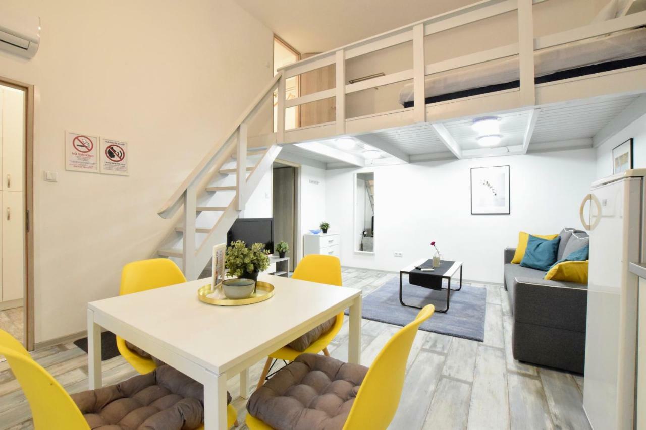 Standard Apartment By Hi5 - Akacfa 59 Budapest Bagian luar foto